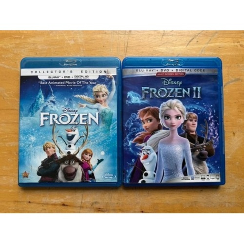Disney Frozen and Frozen II Blu-ray Movie Bundle Elsa Anna Olaf 2-Disc Set